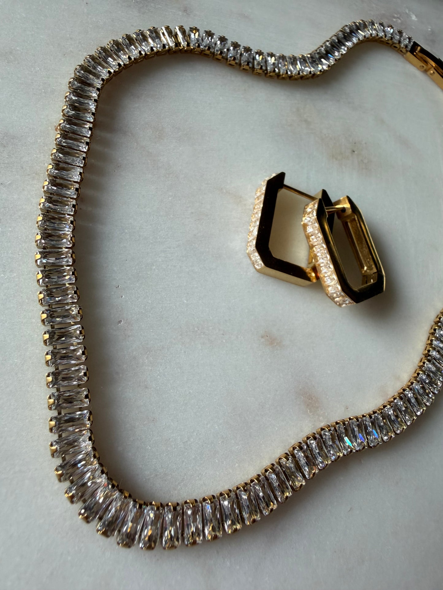 The Jet Set Chain
