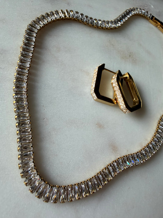 The Jet Set Chain