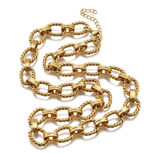 Runaway Link Necklace